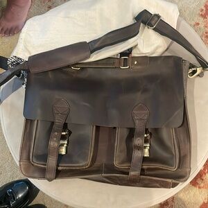 MaheTri Leather Laptop Messenger Bag